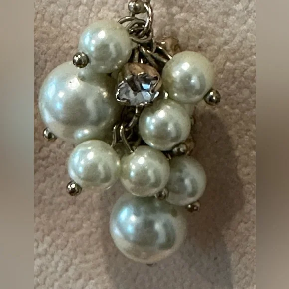 Pearl Cluster Drop Earrings – Statement Jewelry, GUC - Picture 6 of 7